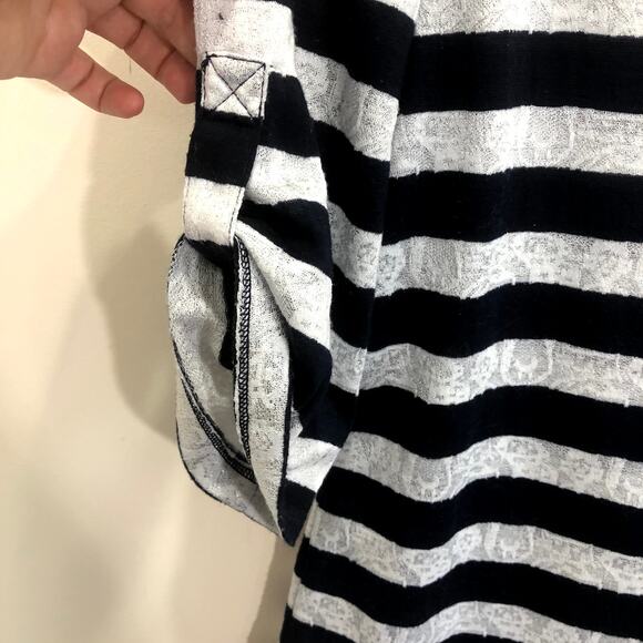 Banana Republic Striped Roll Tab Sleeve Nautical Blouse Size Medium - Picture 4 of 9